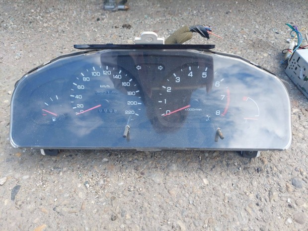 Nissan Almera N15 kilóméteróra