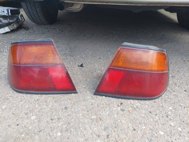 Nissan Almera N15 külső hátsólámpa