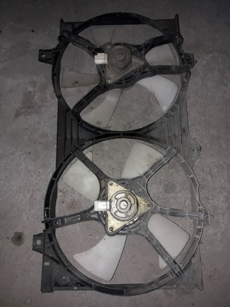 Nissan Almera N16 00-03 Vízhűtő Ventilátor