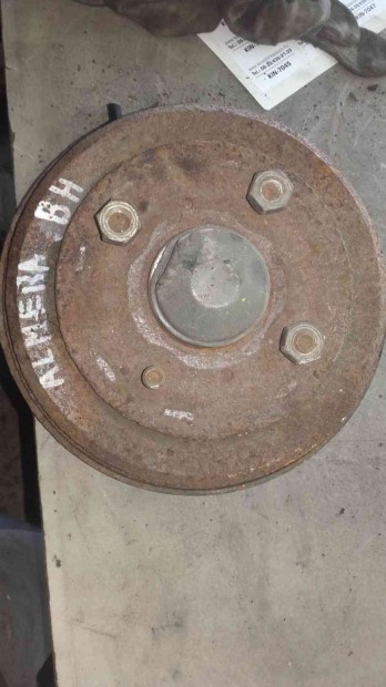 Nissan Almera N16 Bal Hátsó Kerékagy + Fékszabályzó Automata