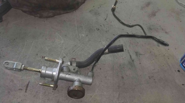 Nissan Almera N16 Főfék Munkahenger
