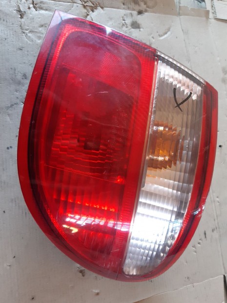 Nissan Almera N16 Jobb Hts Lmpa