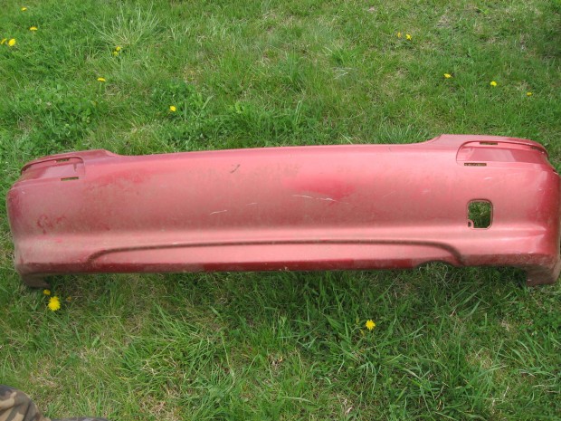 Nissan Almera N16 hátsó lökhárító lökő