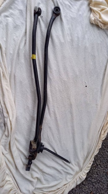 Nissan Almera N16 rudazat Bukovics Bence részére