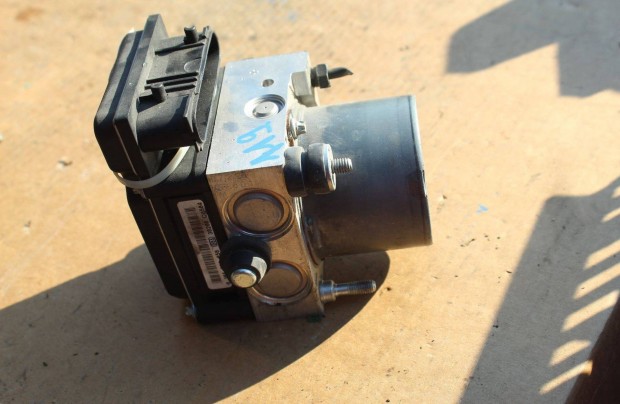 Nissan Almera Tino 2000 2.2D ABS kocka 47660BU700 (119)