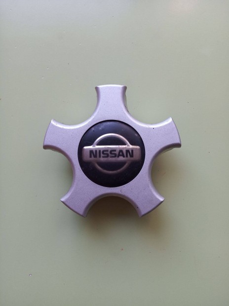 Nissan Almera Tino felni kupak