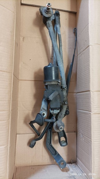 Nissan Almera ablaktörlő rudazat motorral N16 Almera
