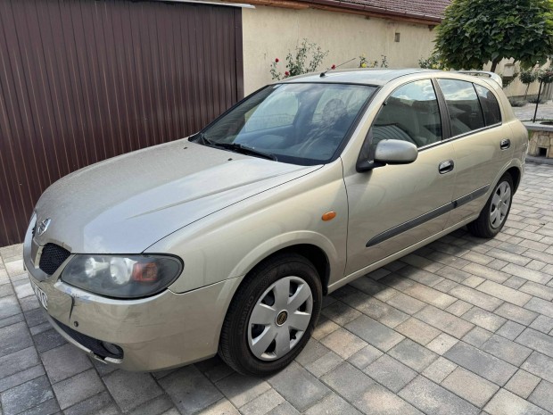 Nissan Almera n16