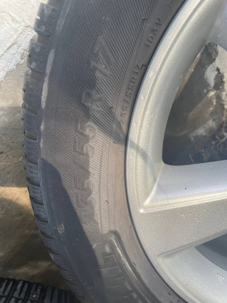 Nissan Alufelni