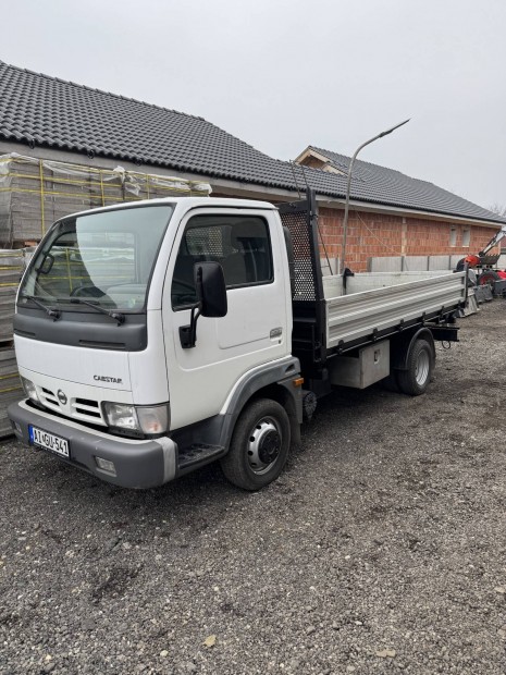 Nissan Cabstar 3.0TD Billencs 