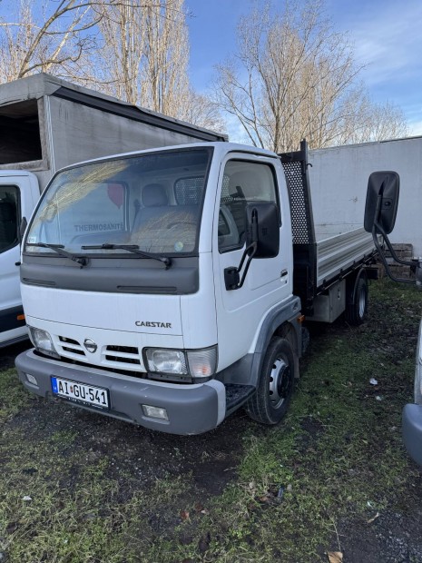 Nissan Cabstar 3.0TD Billencs 