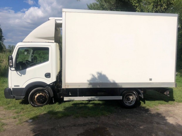 Nissan Cabstar - hűtős 132 e. km(!) magyarországi
