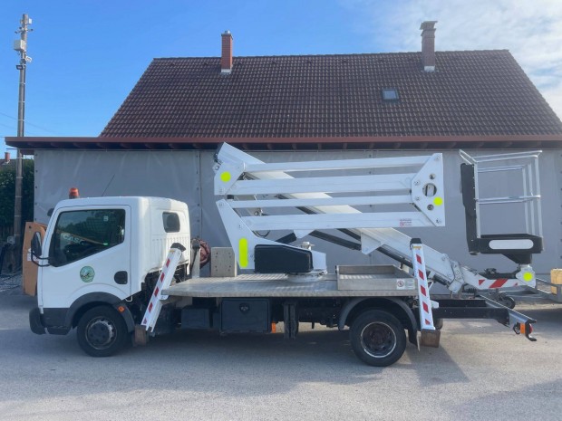 Nissan Cabstar emelőkosras gépkocsi eladó