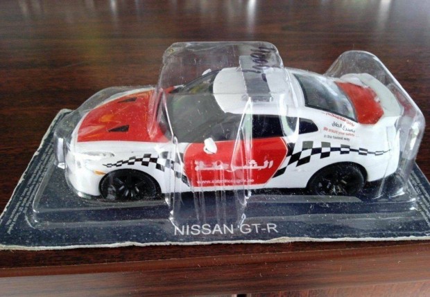 Nissan GTR arab police kisauto modell 1/43 Elad
