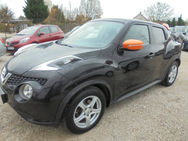 Nissan Juke 1.2 DIG-T Tekna EURO6 Szervizknyves