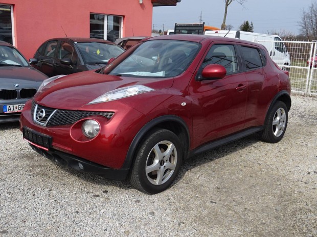Nissan Juke 1.6 Acenta 130.600 km Navig�ci�.Tol...