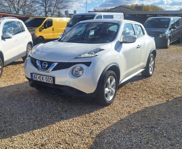 Nissan Juke 1.6 Acenta Gyngyhz metl sznben....