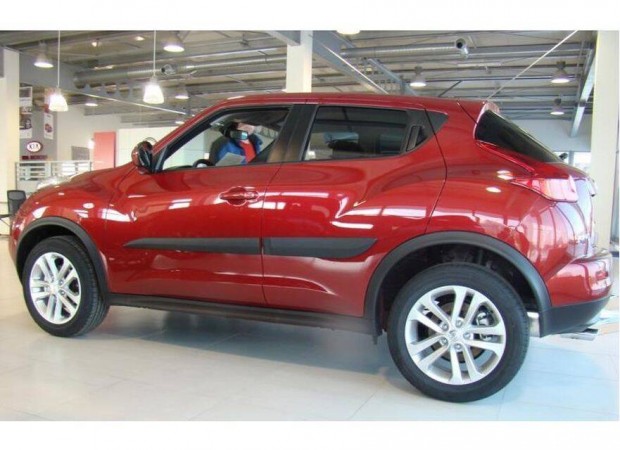 Nissan Juke Navara 2016-tól Ajtóvédő Díszléc Oldalcsík