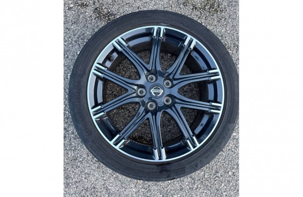 Nissan Juke gyri 18-as felni szett karcmentes