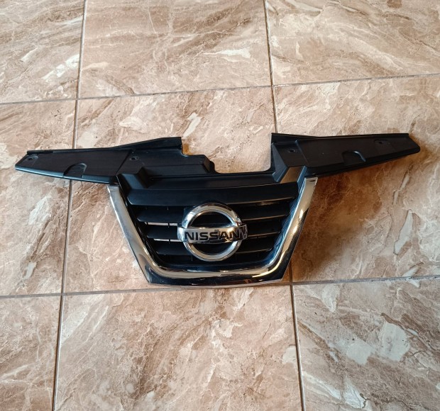 Nissan Juke hűtőrács