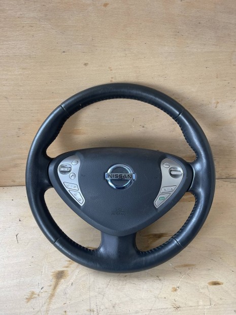 Nissan Leaf 2010-2018 Komplett Kormány