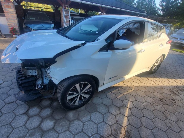 Nissan Leaf Acenta 40kWh (Automata) 42000km! In...