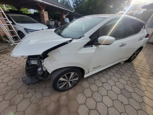 Nissan Leaf Acenta 40kWh (Automata) 42000km! In...