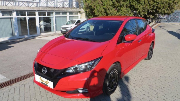 Nissan Leaf Acenta 40kWh (Automata) Megkmlt-S...