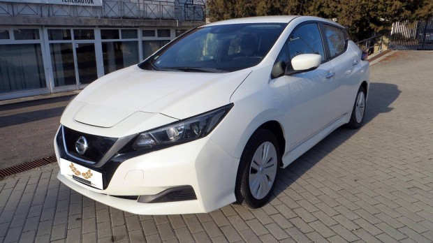 Nissan Leaf Acenta 40kWh (Automata) Megkmlt S...