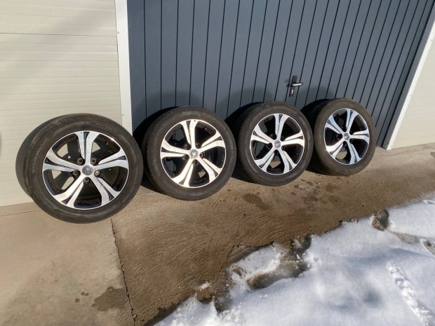 Nissan Leaf Alufelni Ny�ri gumival