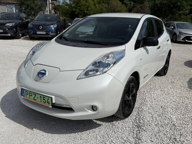 Nissan Leaf Black 30 kWh (Automata) Áfás! Magya...