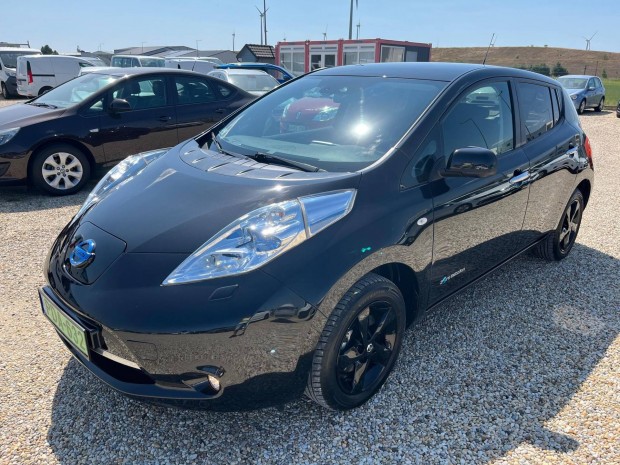 Nissan Leaf Black 30 kWh (Automata) Magyarorszá...