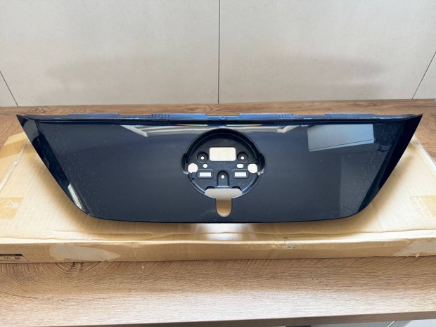 Nissan Leaf II (ZE1) 2022 �j Grill R�cs k�z�p bet�t / 620726WK5B