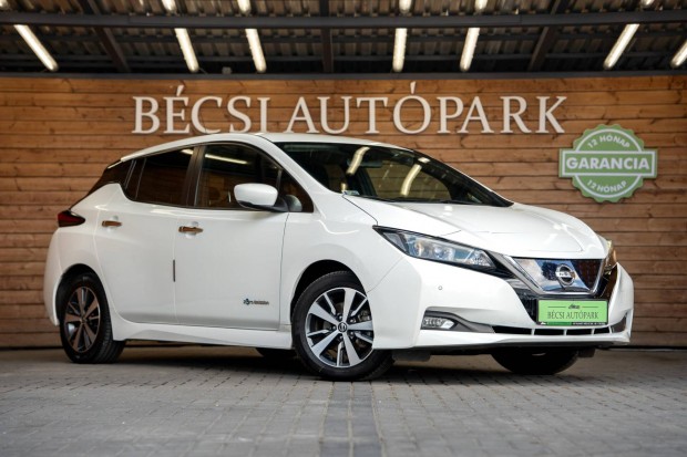 Nissan Leaf N-Connecta 40kWh (Automata) 1 Év GA...
