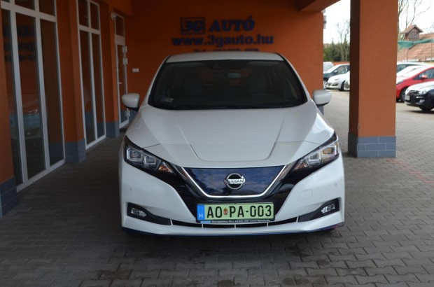 Nissan Leaf N-Connecta e+ 62kWh (Automata) ! 9....