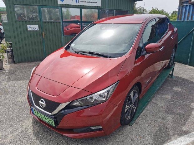 Nissan Leaf Tekna 40kWh (Automata)
