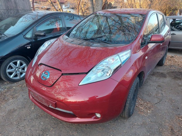 Nissan Leaf ZE0 karosszria elemei Najg