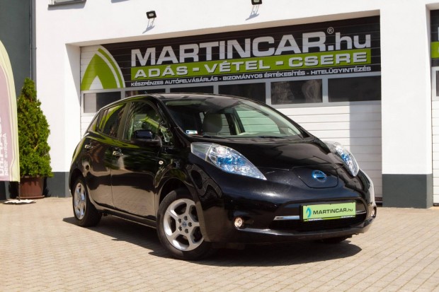 Nissan Leaf (Automata) Super Black +Keveset fut...