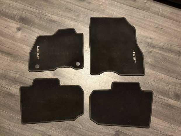 Nissan Leaf ze1 gy�ri sz�vet sz�nyeg 