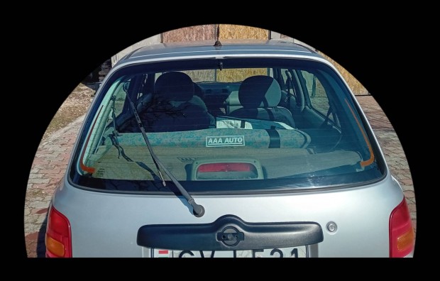 Nissan Micra 1.0