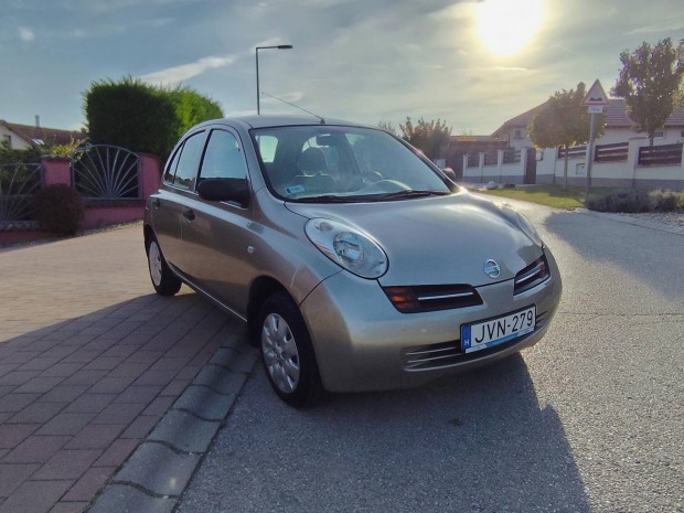 Nissan Micra 1.0 Visia Fitt Frissen Vizsgáztatv...