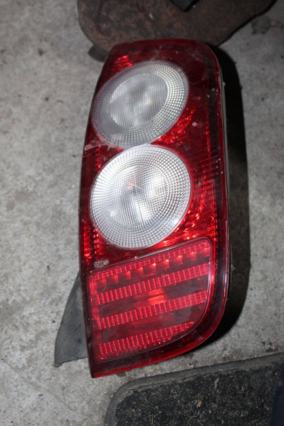 Nissan Micra 1.5 dCi (2003 - 2010) Jobb hts lmpa