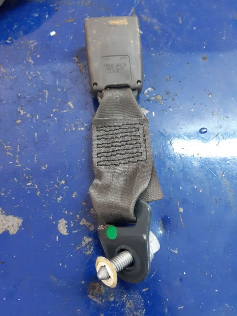 Nissan Micra Hátsó Biztonsági Öv Csatlakozó