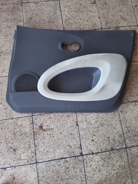 Nissan Micra Jobb Első Ajtókárpit