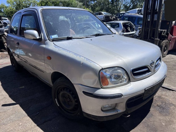 Nissan Micra K11 (2000) 1.0i CG10 Alkatrészek #M2819