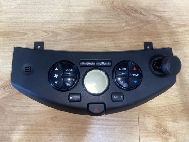 Nissan Micra K12 F�t�skapcsol�, kl�mapanel 27500-BC58A