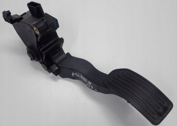 Nissan Micra K13 elektromos gzpedl 180021hmoa