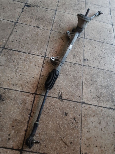 Nissan Micra Korm�nym�