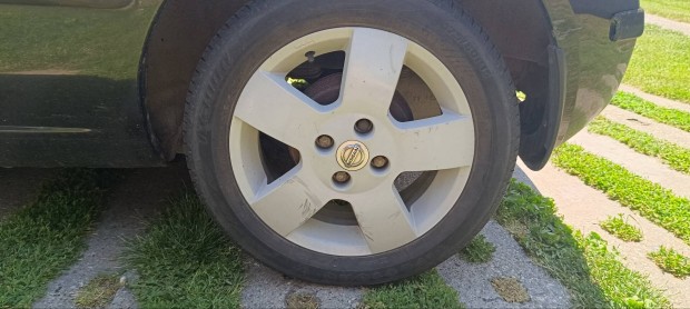 Nissan Micra gyári 15-ös alufelni