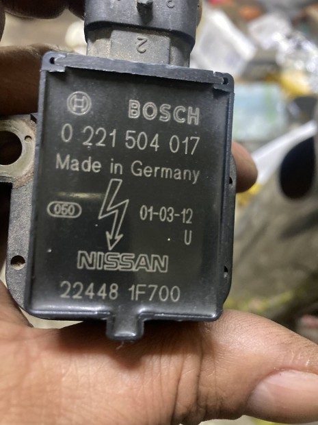 Nissan Micra gyári gyertyatrafó
